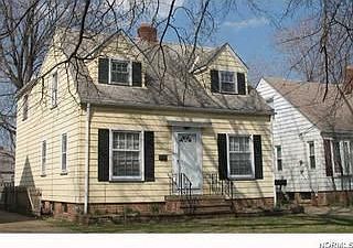 2nd image of 4902 Maplecrest Ave