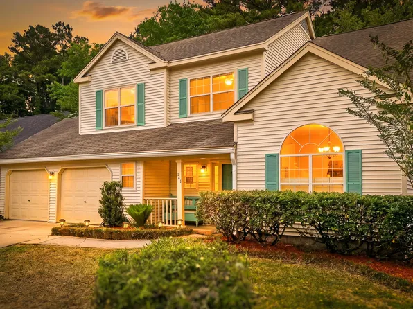 141 Isherwood Dr, Goose Creek, SC 29445