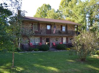 51 Whitt Stamper Rd, Morehead, KY 40351