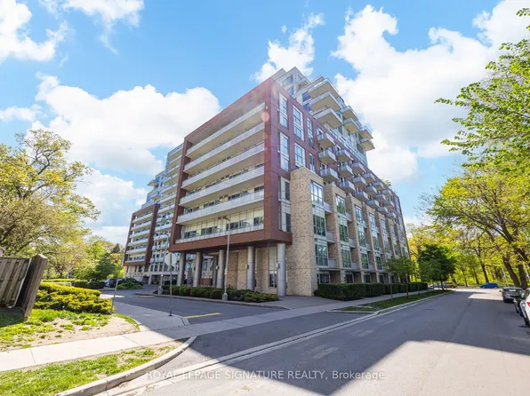 1830 Bloor St W #920, Toronto, ON M6P 0A2