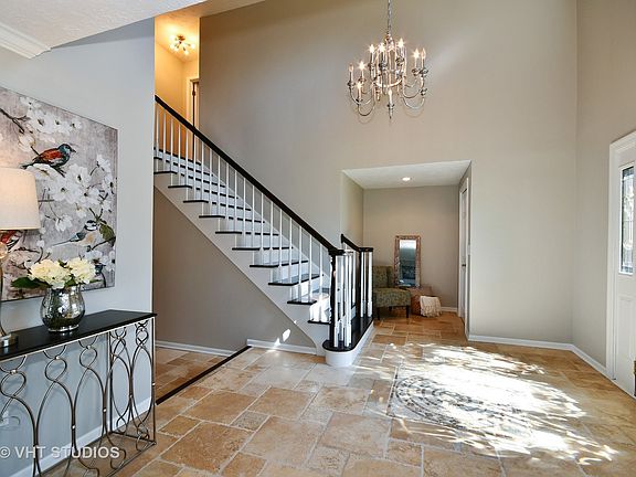 3rd image of 10540 Muirfield Dr
