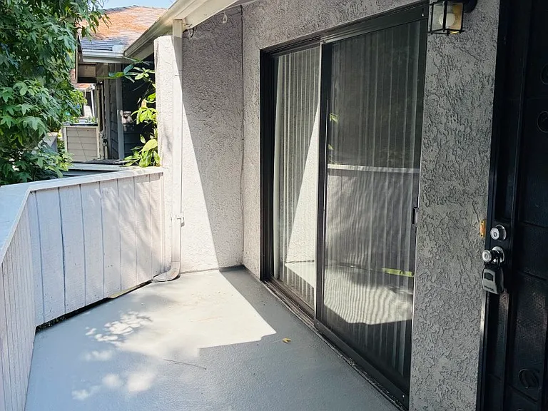 1210 S Sharon Cir #101 — Photo 3