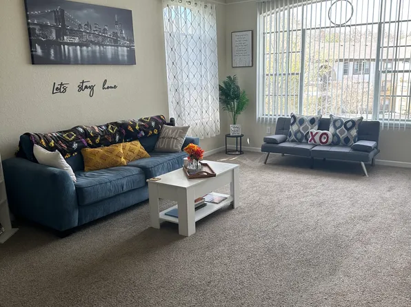 17104 Carrington Park Dr, Tampa, FL 33647