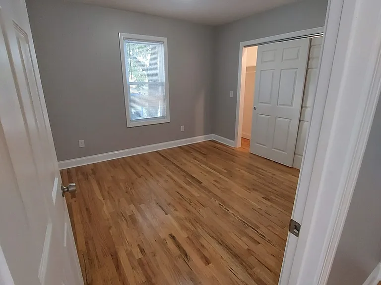 13 Suffield St #1 — Photo 1