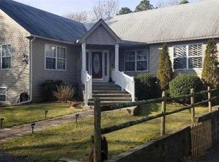 93 Whiskey Rd, Middle Island, NY 11953