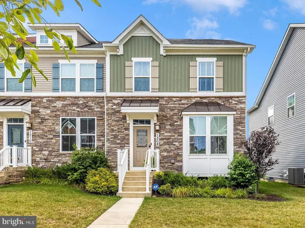 1308 Scheer St, Brunswick, MD 21716