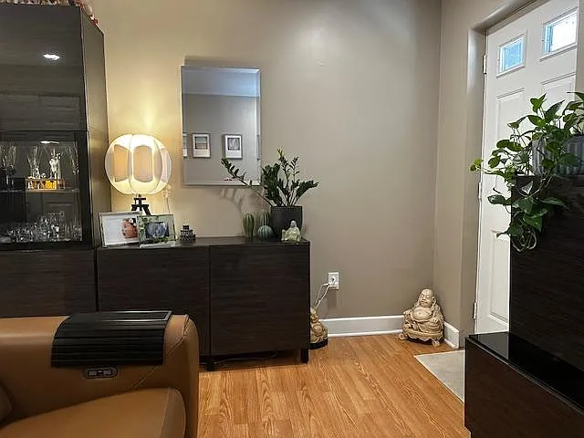 2515 Spring Way — Photo 5
