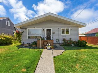 2478 Marion St, North Bend, OR 97459