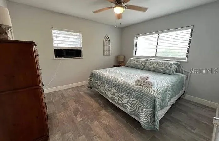 709 W Bayshore Dr — Photo 6