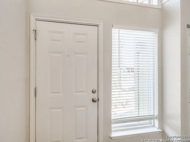 100 Lorenz Rd #1501 — Photo 32