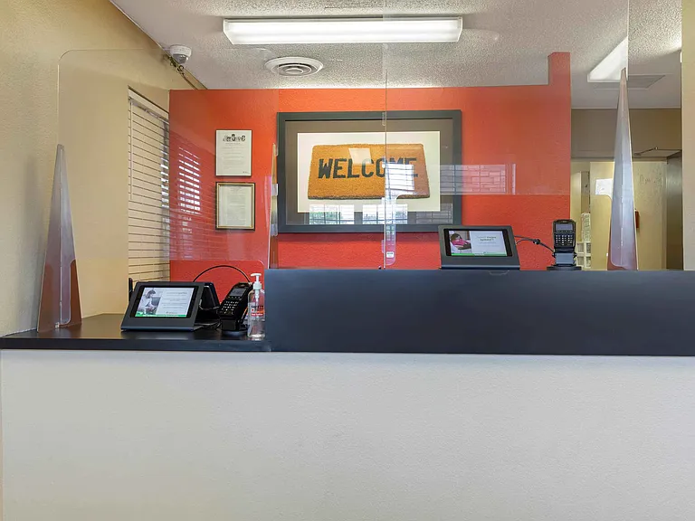 Lobby and Guest Check-in