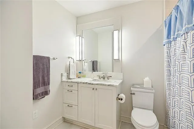 700 Magazine St #515 — Photo 23