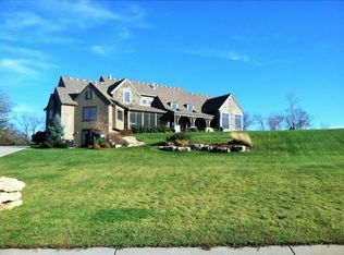 27015 W 73rd St, Shawnee, KS 66227