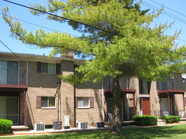 Hawk Lake Apartments