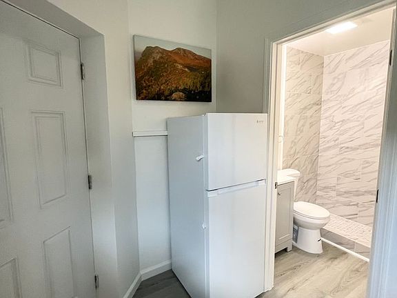 5th image of 825 & 829 Lehua Ave #9