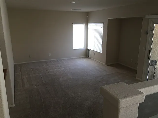 10619 Salmon Leap St — Photo 7