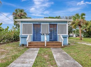 922 SE Bayou Ave, Stuart, FL 34994