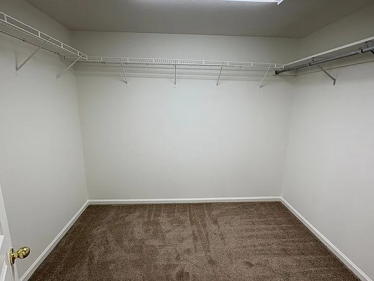 5928 W Whitley Ave — Photo 44