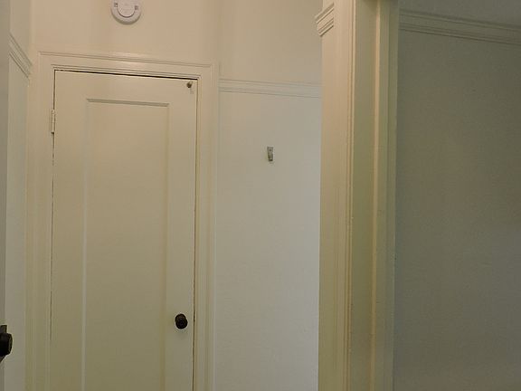 3rd image of 1517 17th St APT 14