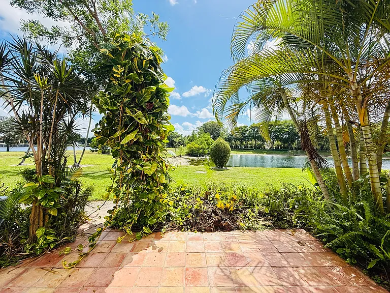 6654 Villa Sonrisa Dr #412 — Photo 54