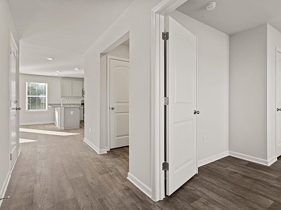 4th image of 295 Pretoria Dr Lot 64