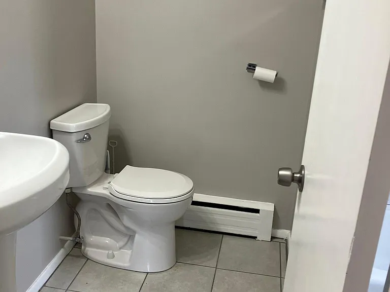 8844 Burlington Ave #4 — Photo 9