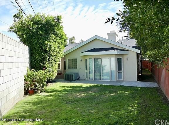 3rd image of 21 S Michillinda Ave