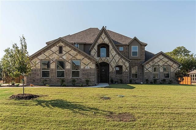 1st image of 404 Pendall Dr