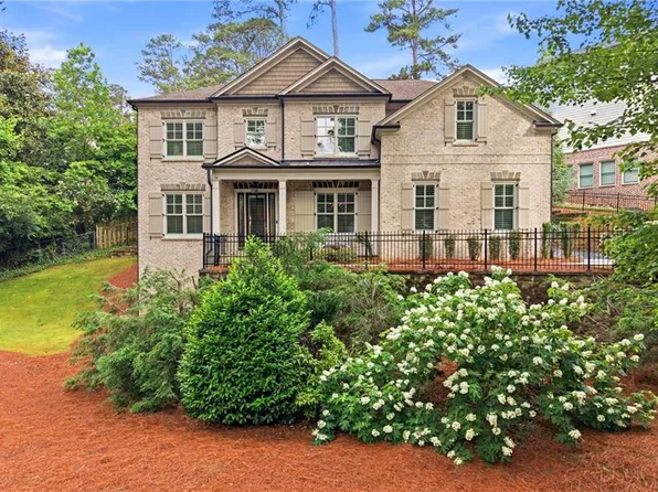 3104 Skyland Dr NE, Chamblee, GA 30341