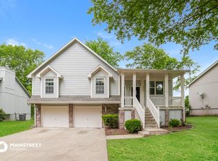 18005 E 31st Terrace Dr S, Independence, MO 64057