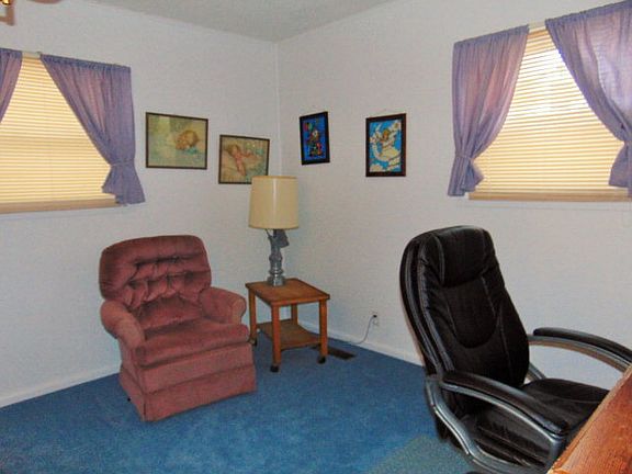 5th image of 785 Lilac Ln