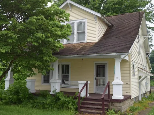 262 Water St, Duncan Falls, OH 43734