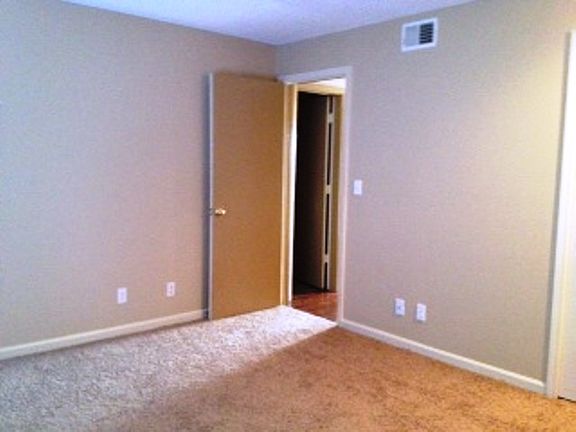 New Carpets In Each Rm