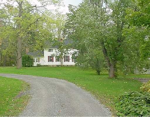 Driveway- Neighbor to right