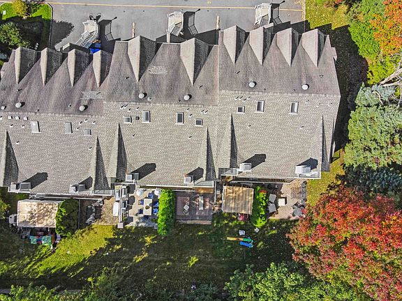 3rd image of 123B E Palisade Ave