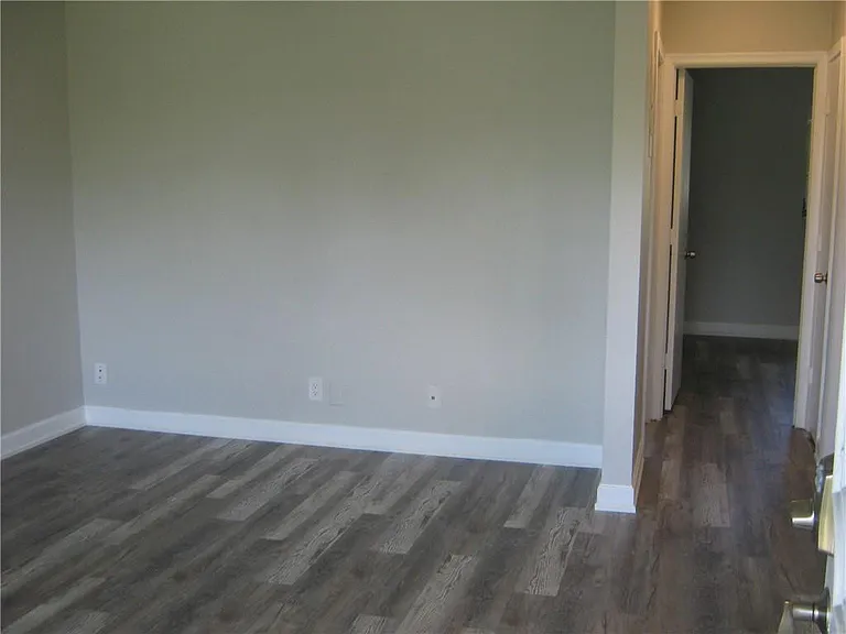 5162 6th Ave #317 — Photo 4