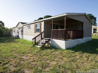 403 Wilkins Way, Devine, TX 78016