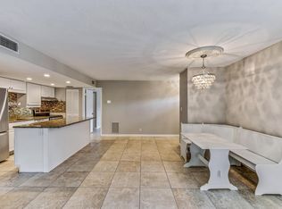 200 Palm Dr APT 3, Naples, FL 34112