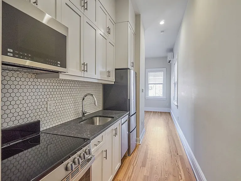 1840 Monument Ave #7 — Photo 4