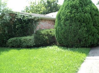 6226 Westbranch Dr, Houston, TX 77072