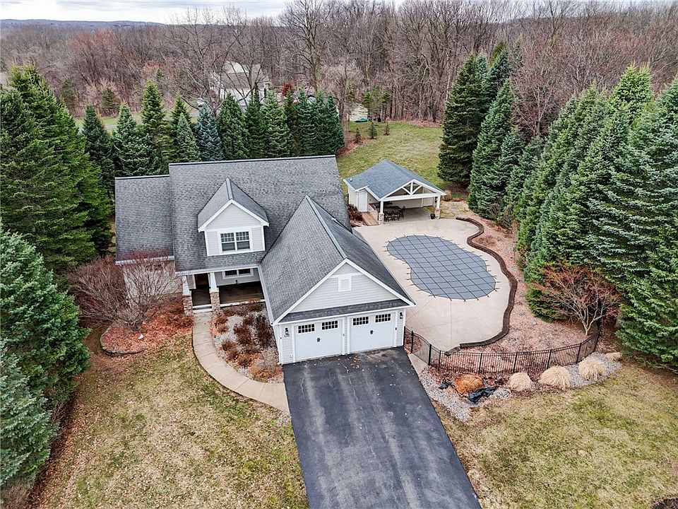 1st image of 620 Saurer Farms Dr