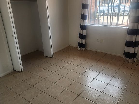 BedRoom #1