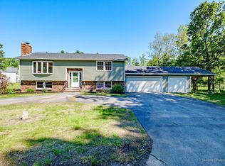 72 Maplewood Dr, Gorham, ME 04038