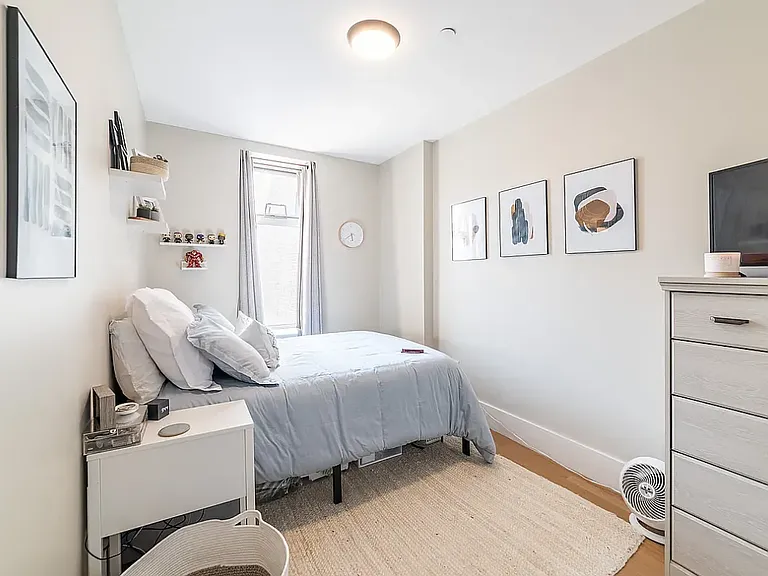 309 New York Ave #3F — Photo 6