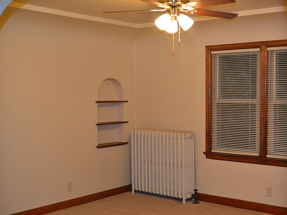 2nd image of 341 Riverview Dr