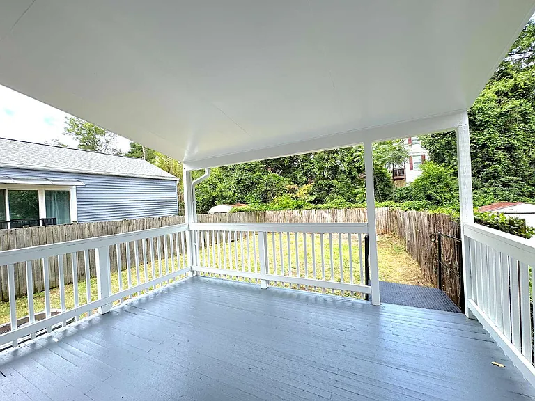 5700 Fenwick Dr — Photo 13