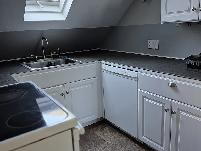 56 Franklin St #2 — Photo 6