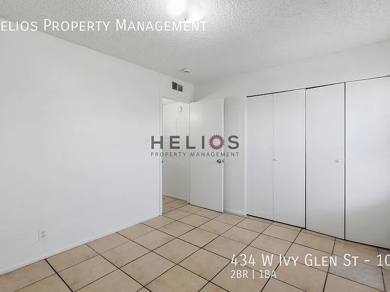434 W Ivyglen St #105 — Photo 16