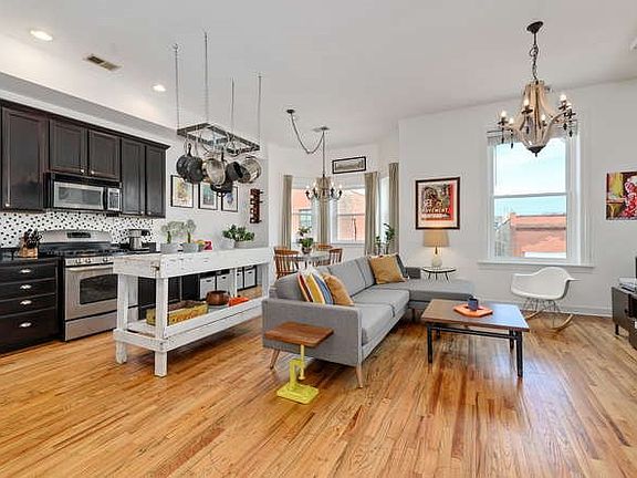 2nd image of 1813 W Grand Ave #3