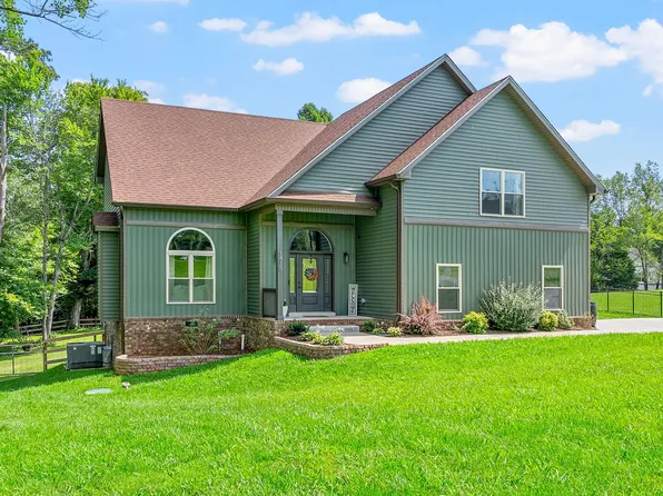 1415 Southside Rd, Southside, TN 37171